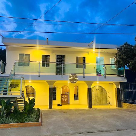 Hostal Casa San Pedro Santa Marta Dış mekan fotoğraf