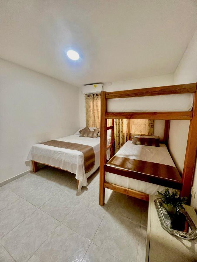 Hostal Casa San Pedro Santa Marta Dış mekan fotoğraf
