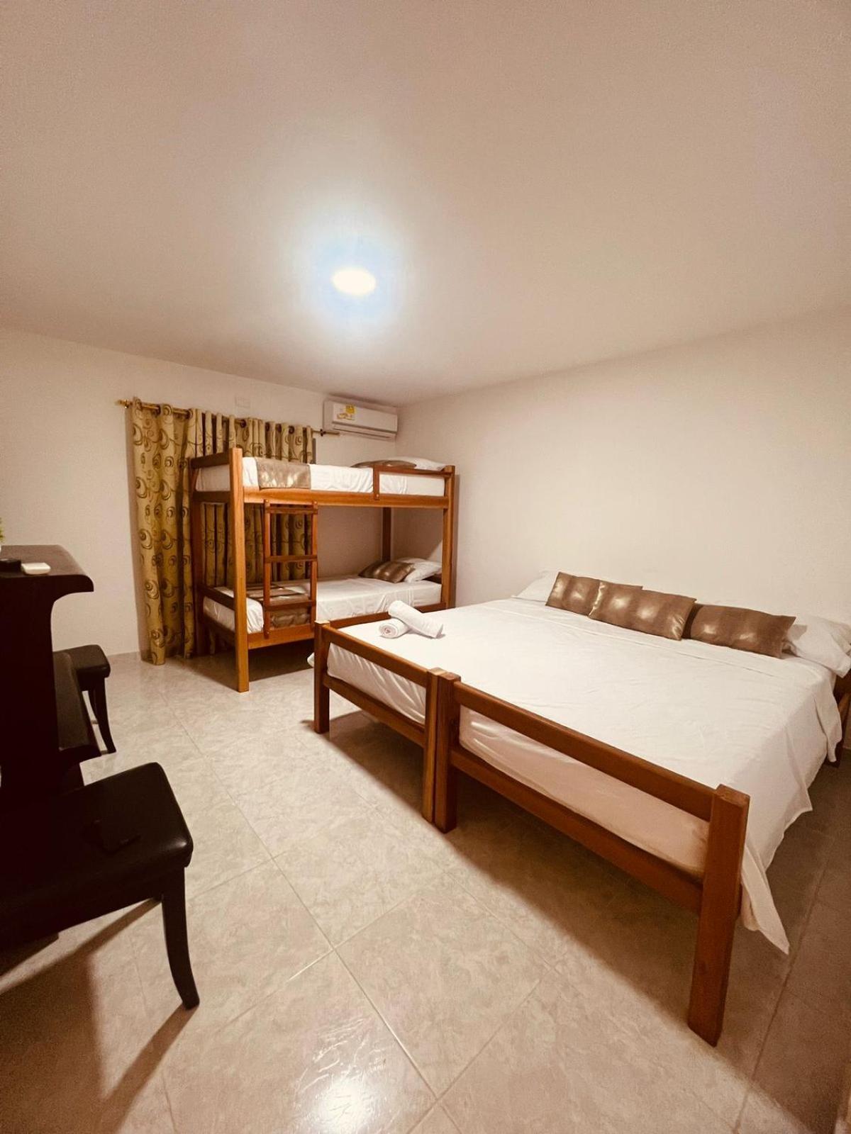Hostal Casa San Pedro Santa Marta Dış mekan fotoğraf